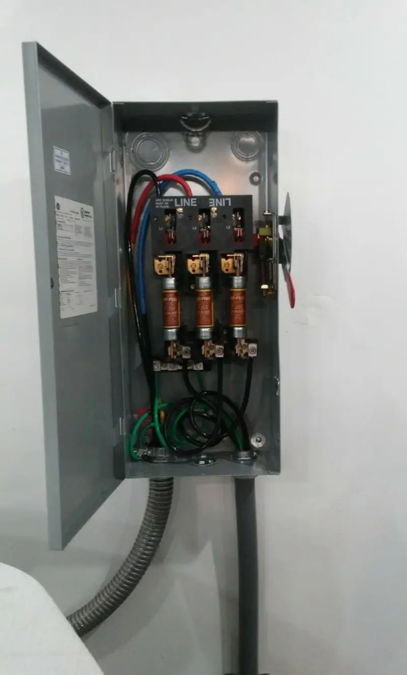 Three-phase disconnect switch installed for Electrical Wiring & Rewiring in Saluda